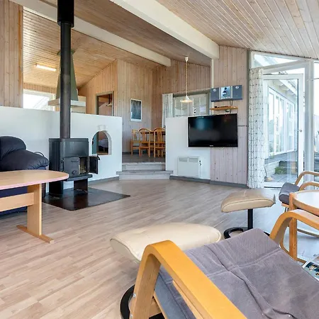 12 Person In Hj Rring Holiday home Lonstrup