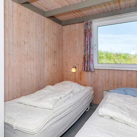 12 Person In Hjorring *